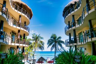 El Taj Oceanfront and Beachside Condo Hotel - 0