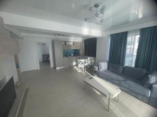 Astoria Lake - Mamaia - 3