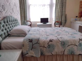 The Arran - Scarborough - 1