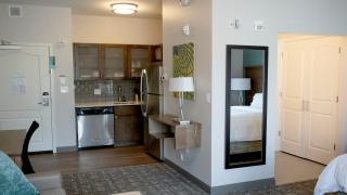 Staybridge Suites Auburn Hills by IHG - 8