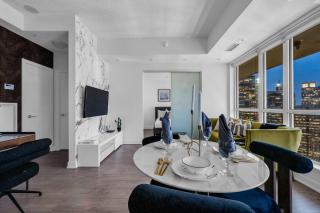 Deluxe 1BR Suite with bird's eye CN Tower Views - 7