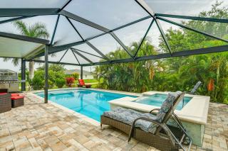 Pool and Hot Tub at Home in Cape Coral - Cape Coral - 0