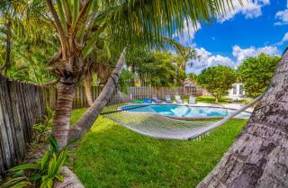 Escape to Newly Remodeled Home in the Heart Fort Lauderdale with Private Pool - 0