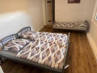 Apartment Diez - 2