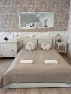 Pacsirta Apartmanház - Eger - 8