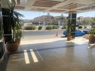 Wonderful two-bedroom apartment balcony in Fanadir aqua park beach - Hurghada - 5