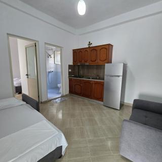 SPG Guest House - Borsh - 4