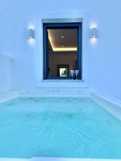 Nostos Suites Kamari - Kamari - 0