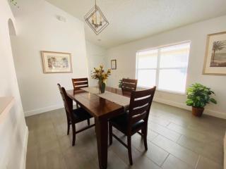 Southern Dunes Poolside Escape - Haines City - 4