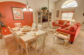 Highgate Park Dream Vacation Home - Davenport - 6