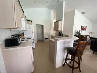 The Poolview Villa at Southern Dunes - Haines City - 7