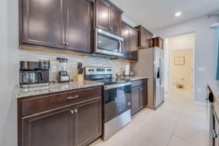 5 Bed Fun Themed Windsor Island Resort Getaway - Davenport - 4
