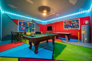 5 Bed Fun Themed Windsor Island Resort Getaway - Davenport - 3