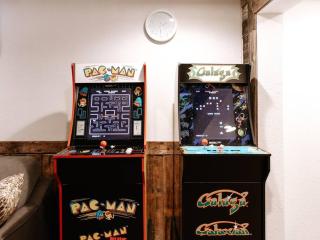 The Hermantown Hangout - 6