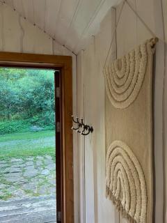 Pod dobrym adresem- domek nad stawem - Cisna - 1