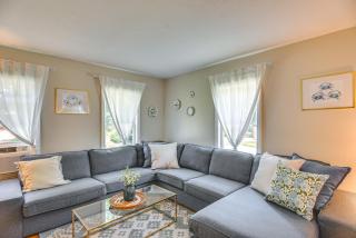 Wakefield Escape Walk to Downtown and Near Beaches! - 7
