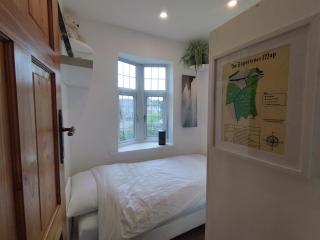 VC - Cottage In The City - 7