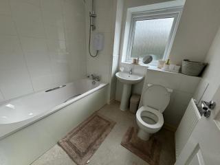 NEW Modern Townhouse Holiday Home Free Parking - Manchester - 6