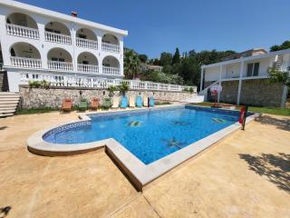 Sunset Pool Retreat - Zagrađe - 4