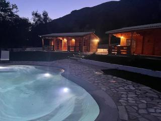 The Retreat - Cypress Lodge - - 1