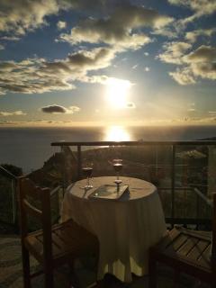 Casa Menezes Sunrise and Sunset Every Day - Calheta - 4