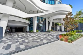 The Gallery - Q Stay - 3