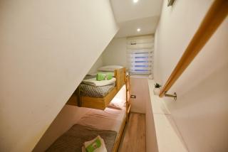New,close to the beach apartment with domestic olive oil and wine - Trogir - 9