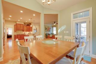 6 Mi to Bethany Beach Family Home with BBQ and Yard - Ocean View - 3