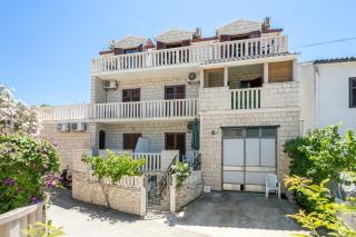 Apartments with a parking space Supetar, Brac - 5670 - Supetar - 9
