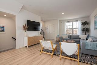 New Intown Waterfront Townhome wPool & Location - Cambridge - 7