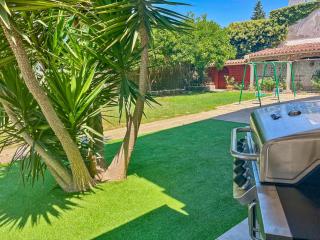 Villa Alamos Jerez I Piscina Salada Climatizada I BBQ I Jardines I 850m2 - Jerez de la Frontera - 2