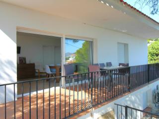 V. FANÉ ESQ - Casa con jardín y vista mar en Llançà acabada de reformar - ES-228-10 - Llança - 8