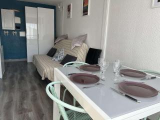 Appartement 2P avec Tennis, Piscine, Park Privé, à 800m Plage - St Pierre la Mer - FR-1-229D-142 - Fleury - 8