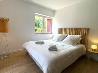 Gîte authentique avec spa, tennis et jardin paysager – Draps et ménage inclus, calme campagnard. - FR-1-489-540 - Chazemais - 5