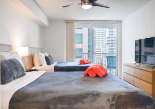 Stunning 1/1 Condo @Brickell Free Parking/Pool - Miami - 4