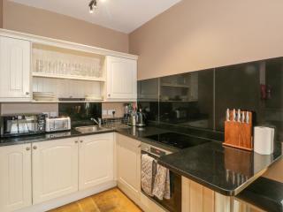 Hillside House - 3