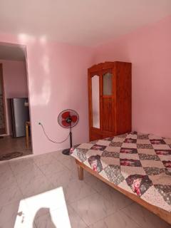 Kelsey Homestay - Burgos - 2