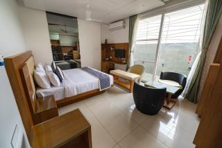 S R Premium Suites - Mysore - 8