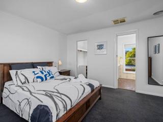 Read Place Retreat - 4