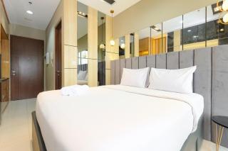 Great Location Studio at The Newton Ciputra World 2 Apartment By Travelio - 2