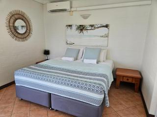 Shoreline Apartments - Unit 10 - Bargara - 2
