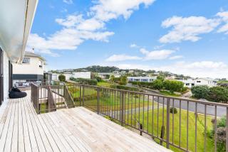 Seaview Lookout - Mangawhai Heads Holiday Home - Mangawhai - 6