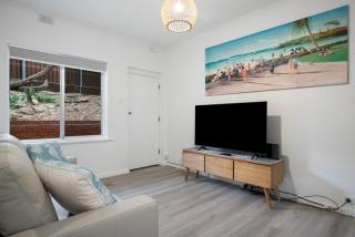 Sammy's Seaside Hideaway in Henley Beach - Henley Beach South - 3