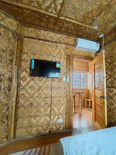 Rosalinda Guest House Host Homes - 2