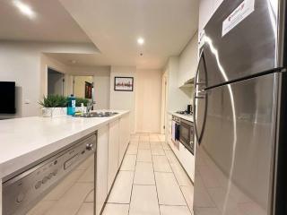 Premium 2-Bedroom Oasis near Yarra River MCEC South Wharf DFO - Melbourne - 1