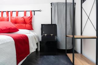 VOLCANO'S SUITE - ETNA - Private Room with Jacuzzi in Catania Center - Catania - 2