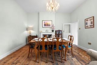 Luxury Georgian home, hot tub, sea view, private garden, sleeps 6 - Bognor Regis - 1