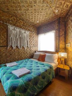 Rosalinda Guest House Host Homes - 8