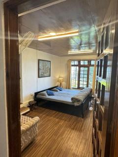 BelleVue Home Stay - Shillong - 6