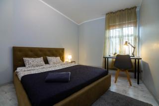 Charming 3-Bedroom City Center Flat - Riga - 5